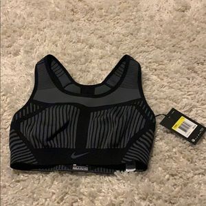 Nike Sports Bra Small New